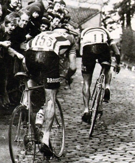 HET RIJKE WIELERVERLEDEN VAN DE RONDE VAN VLAANDEREN