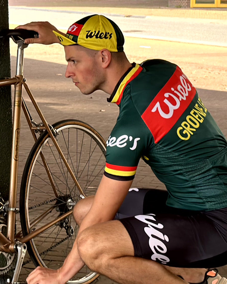 RETRO RADSPORT OUTFIT Wiel's Groene Leeuw – Rot/Grün